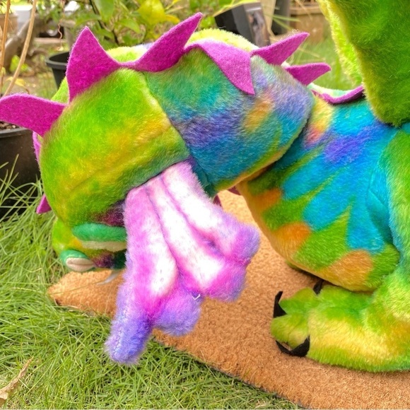 Melissa and Doug rainbow dragon vintage, authentic collectible - Picture 2 of 10
